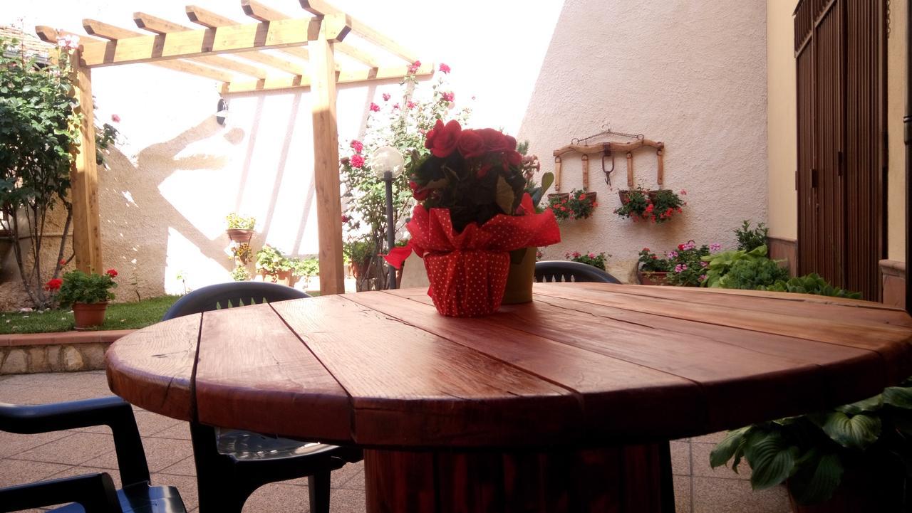 B&B A Casa Di Nonna Massa d'Albe Dış mekan fotoğraf
