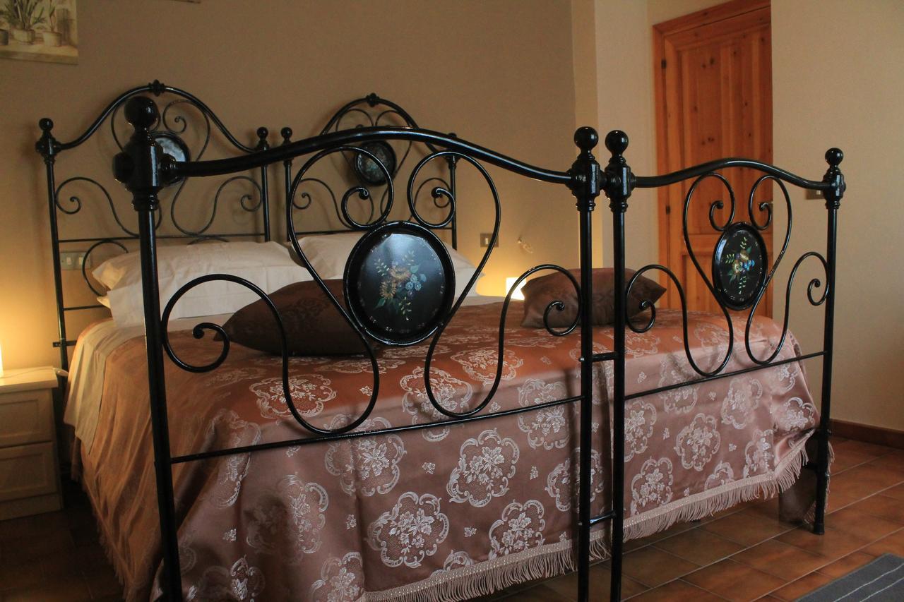 B&B A Casa Di Nonna Massa d'Albe Dış mekan fotoğraf