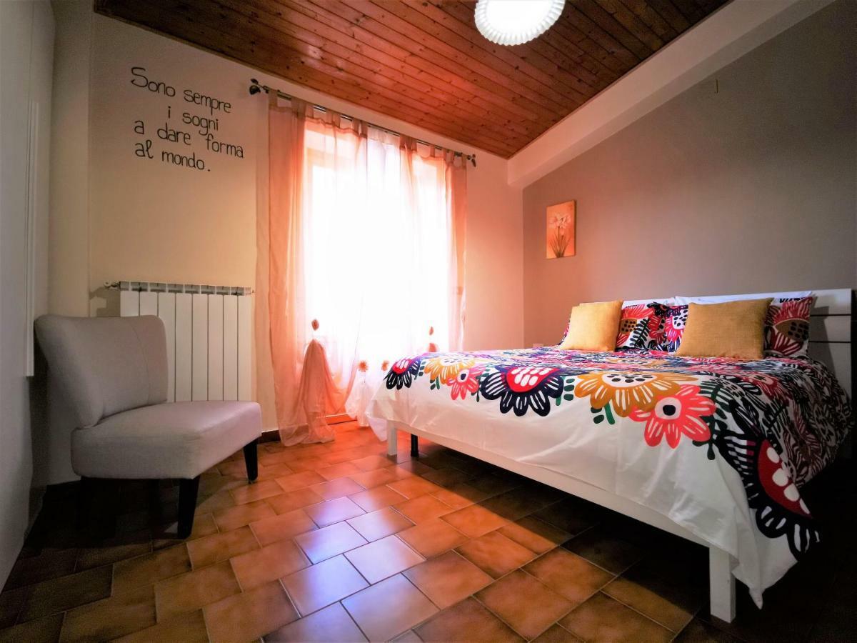 B&B A Casa Di Nonna Massa d'Albe Dış mekan fotoğraf