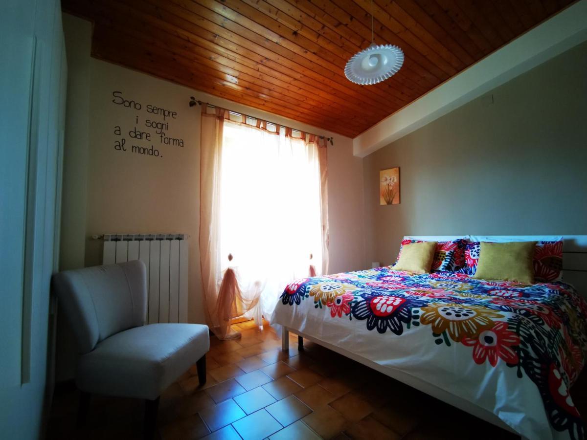 B&B A Casa Di Nonna Massa d'Albe Dış mekan fotoğraf